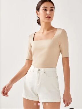 Love, Bonito Square Neck Contour Top